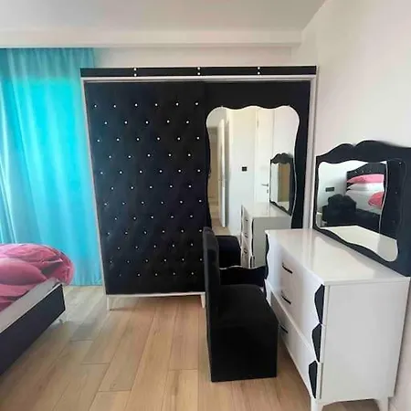 Apartman Luxurious 3-bedroom With Panoramic Views