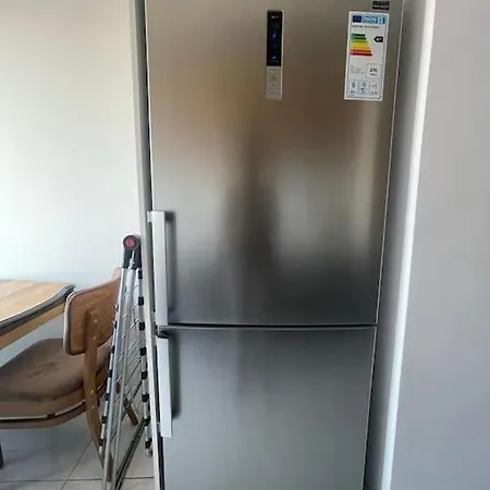 Luxurious 3-bedroom With Panoramic Views 아파트